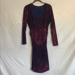 Fitted print dress, navy and red